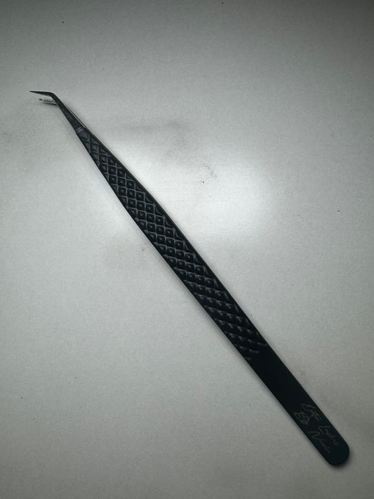 Exotic isolation tweezer